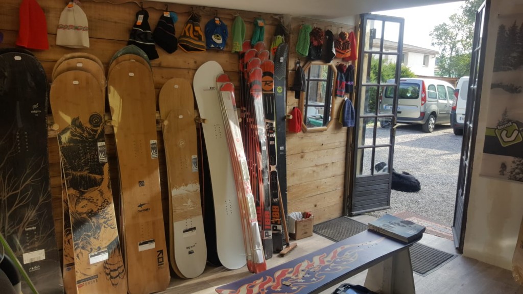 newrider snowboard shop